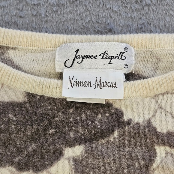 Jaymee Papell Neiman Marcus Vintage Lambswool Angora Floral Sweater Cream M - Picture 2 of 14